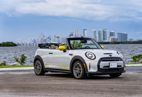 The fully electric convertible Mini Cooper is on its way!